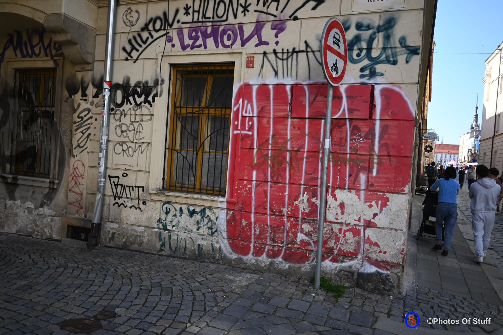 The Impact of Czech Graffiti on the Fall of Communism